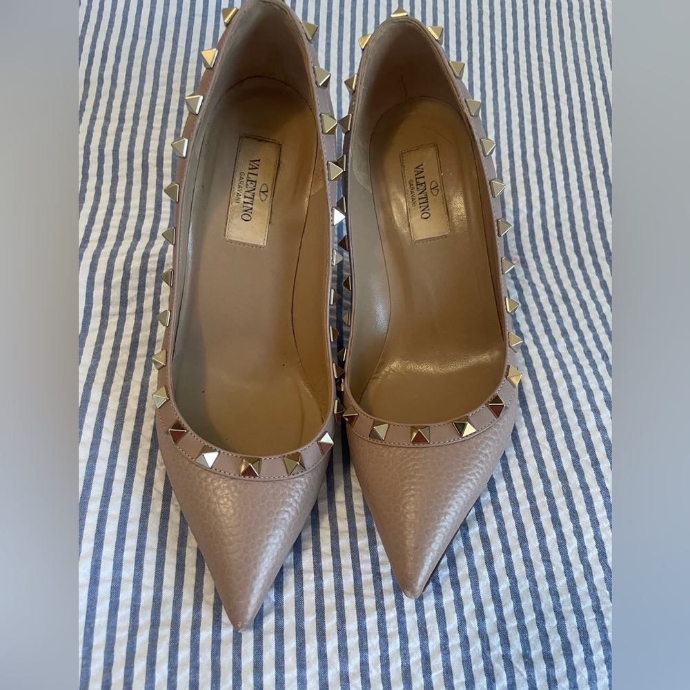 Valentino Studded Pumps - 36.5